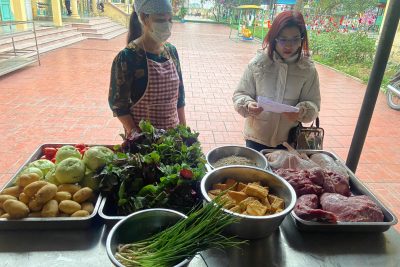 Quy trình giao nhận và chế biến thực phẩm tại Trường Mầm non Nghĩa Thịnh.