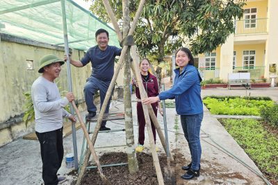 TRƯỜNG MẦM NON NGHĨA THỊNH TỔ CHỨC HOẠT ĐỘNG TRỒNG CÂY XÂY DỰNG MÔI TRƯỜNG XANH – SẠCH – ĐẸP – AN TOÀN – THÂN THIỆN CHO TRẺ